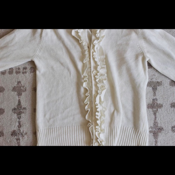 Creme Floral Old Navy Girls Cardigan - Picture 2 of 3